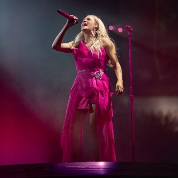 Carrie Underwood Cry Pretty Pink Tour Tee - Picture 3 of 10